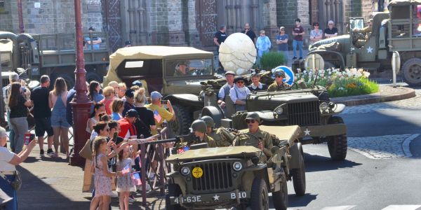 Retour en images sur "Vivons le Printemps" : une fête populaire haute en couleurs à Sarralbe