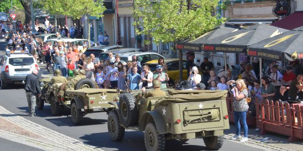 Retour en images sur "Vivons le Printemps" : une fête populaire haute en couleurs à Sarralbe
