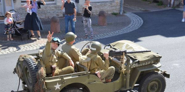 Retour en images sur "Vivons le Printemps" : une fête populaire haute en couleurs à Sarralbe