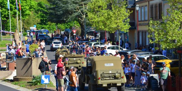 Retour en images sur "Vivons le Printemps" : une fête populaire haute en couleurs à Sarralbe