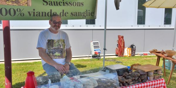 Retour en images sur "Vivons le Printemps" : une fête populaire haute en couleurs à Sarralbe