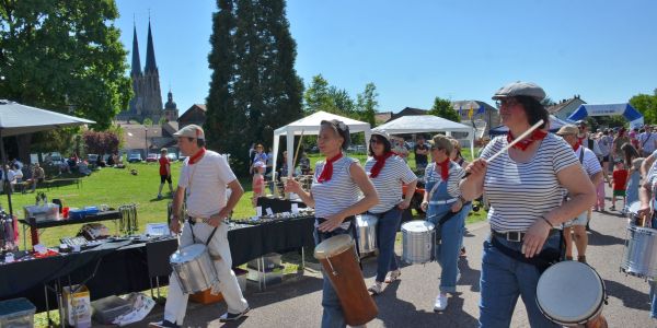 Retour en images sur "Vivons le Printemps" : une fête populaire haute en couleurs à Sarralbe
