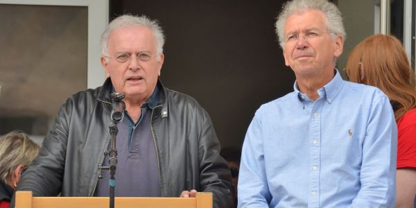 Un magnifique élan de solidarité sur le parvis de l’Hôtel de Ville de Sarralbe
