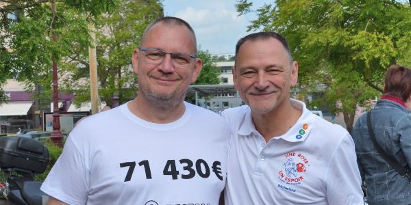 Un magnifique élan de solidarité sur le parvis de l’Hôtel de Ville de Sarralbe