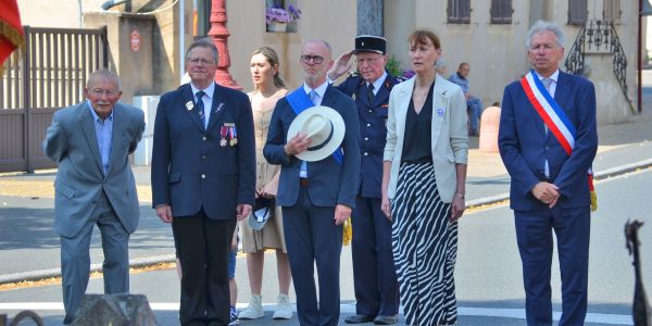 Une commémoration empreinte de mémoire et de dignité