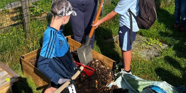 Une belle réussite pour le compostage à l’école élémentaire de Rech !