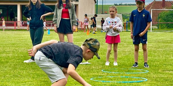 Des Olympiades pleines d’énergie de nos écoles de Rech !