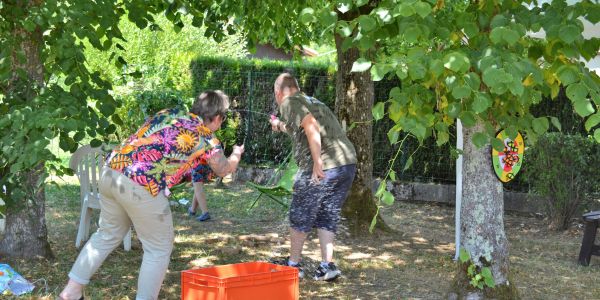 Ambiance conviviale à Sarralbe : la Fête des Voisins bat son plein !