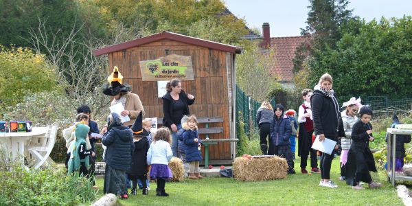 Une après-midi d’Halloween pleine de rires et de malice