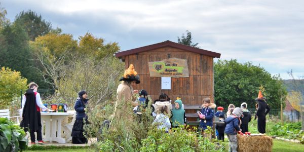 Une après-midi d’Halloween pleine de rires et de malice