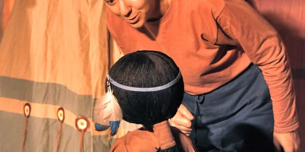 Les enfants des maternelles au spectacle…