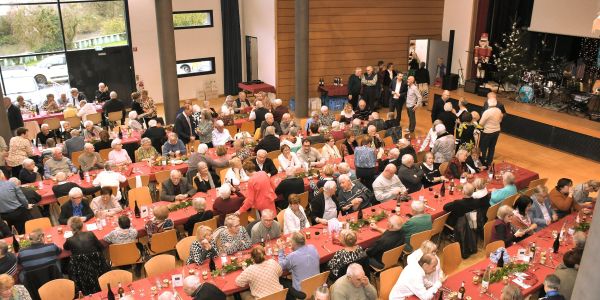 Un beau moment de partage avec nos aînés