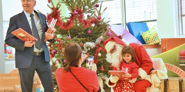 PÈRE NOËL DANS NOS ÉCOLES