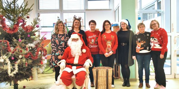 PÈRE NOËL DANS NOS ÉCOLES