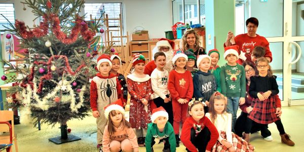 PÈRE NOËL DANS NOS ÉCOLES