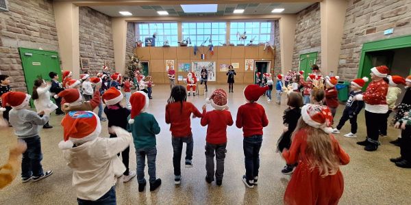 PÈRE NOËL DANS NOS ÉCOLES