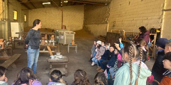 UNE JOURNÉE AU COEUR DE LA FERME POUR LES ENFANTS DES ÉCOLES DE RECH