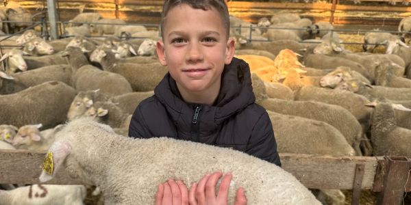 UNE JOURNÉE AU COEUR DE LA FERME POUR LES ENFANTS DES ÉCOLES DE RECH