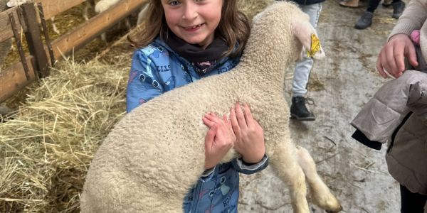 UNE JOURNÉE AU COEUR DE LA FERME POUR LES ENFANTS DES ÉCOLES DE RECH
