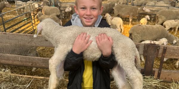 UNE JOURNÉE AU COEUR DE LA FERME POUR LES ENFANTS DES ÉCOLES DE RECH