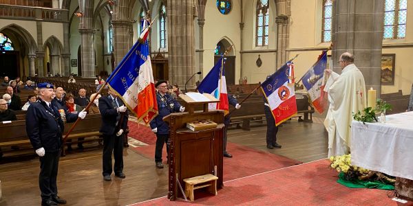 Légion d’Honneur et bénédiction du drapeau de la FEVAL Légion d’Honneur et bénédiction du drapeau de la FEVAL