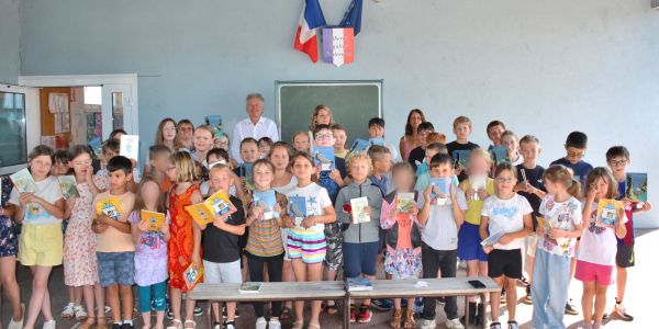 « Cet été, je lis » : une belle opération en faveur de la lecture à l’école !!! « Cet été, je lis » : une belle opération en faveur de la lecture à l’école !!!