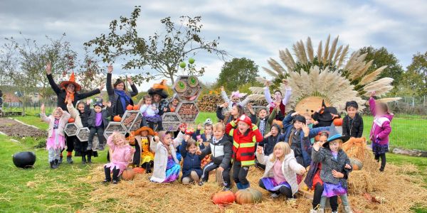 Une après-midi d’Halloween pleine de rires et de malice